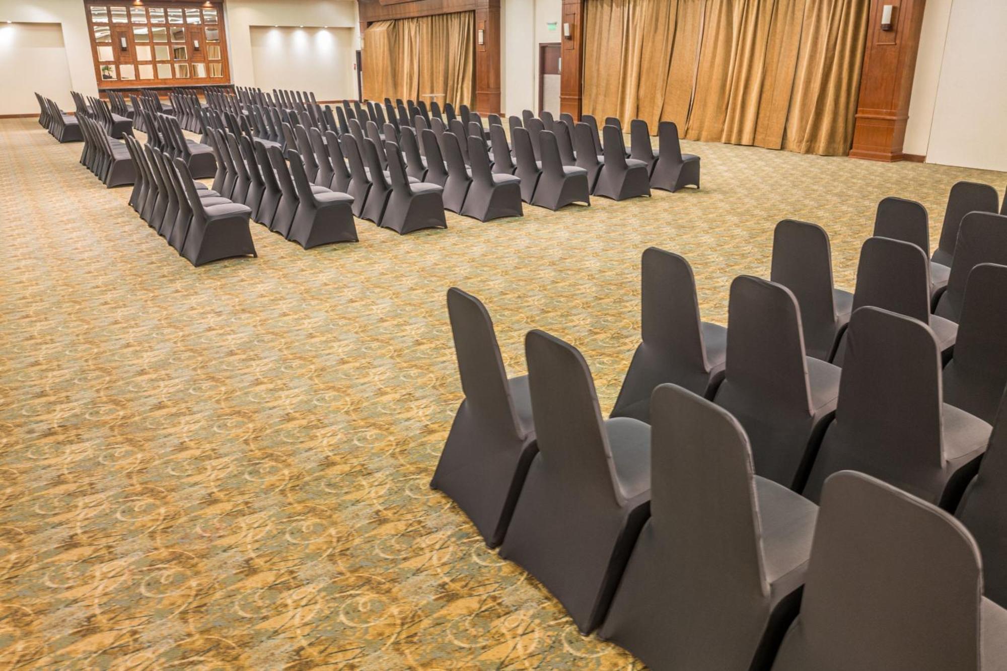 Sheraton Guayaquil Exterior photo